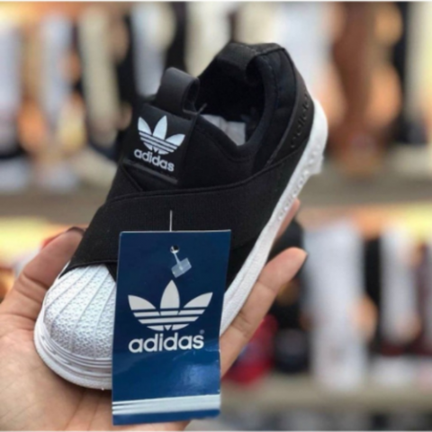 adidas kaptir preto