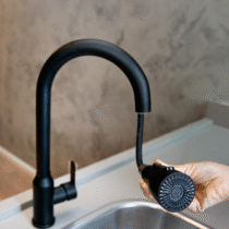 Torneira de Cozinha Gourmet Flexível Misturador Monocomando Inox Preto com 2 opções de Jato